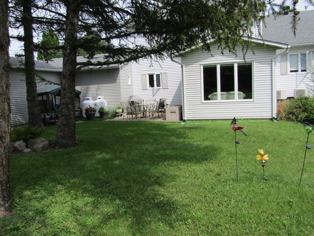 









12


Rue Sébastien

,
Saint-Jean-sur-Richelieu,




QC
J2W1T1

