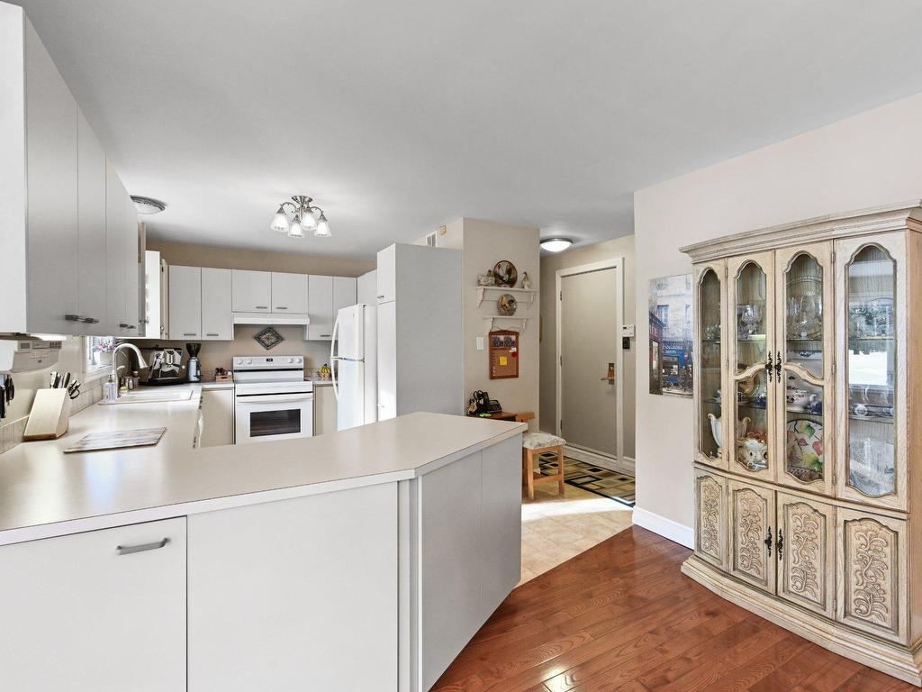 









12


Rue Sébastien

,
Saint-Jean-sur-Richelieu,




QC
J2W1T1

