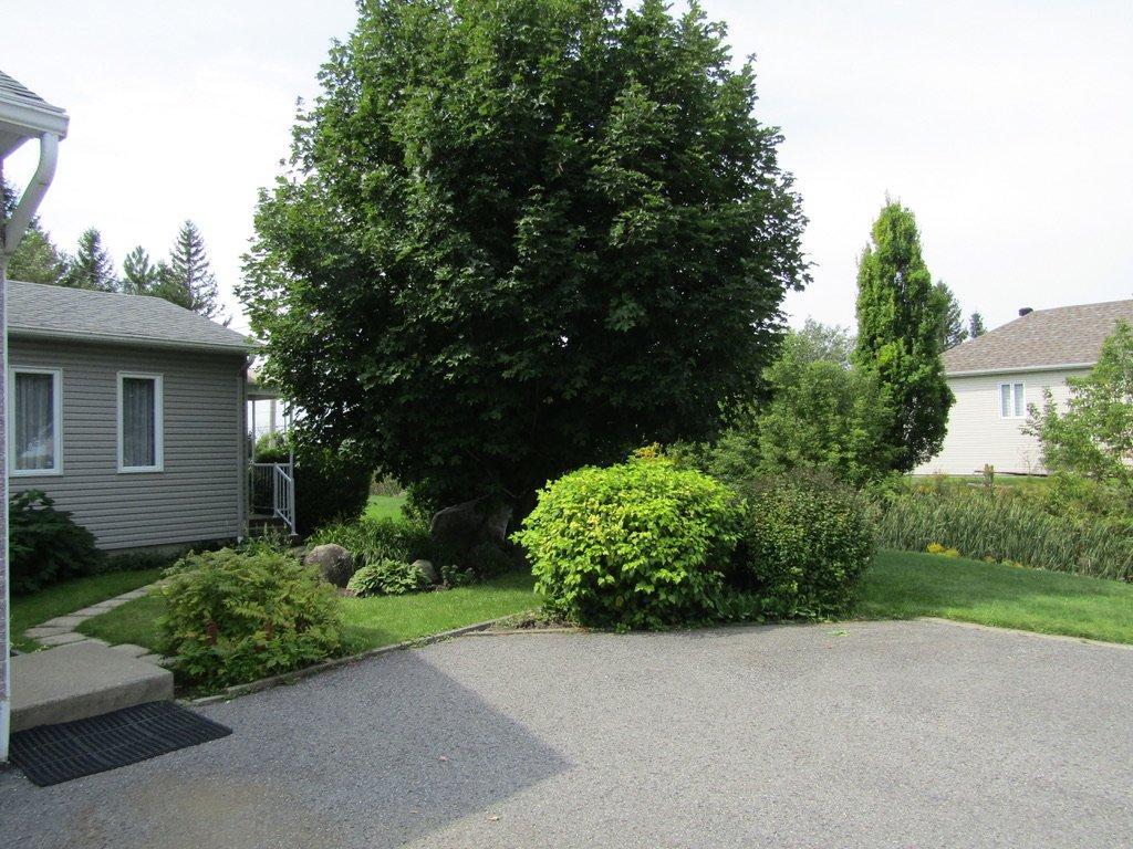 









12


Rue Sébastien

,
Saint-Jean-sur-Richelieu,




QC
J2W1T1

