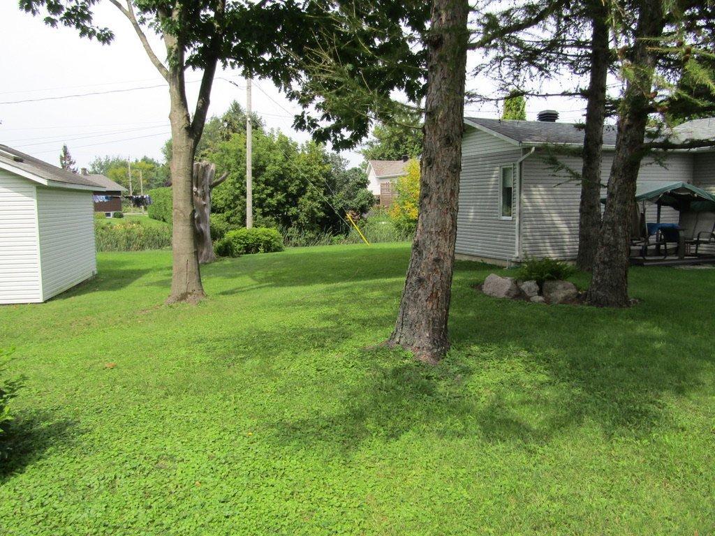









12


Rue Sébastien

,
Saint-Jean-sur-Richelieu,




QC
J2W1T1

