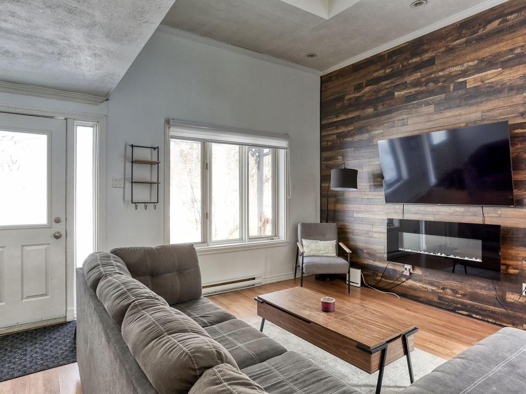 









65


8e Rue

,
Shawinigan,




QC
G9T4J4

