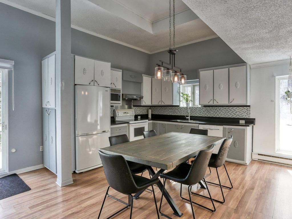 









65


8e Rue

,
Shawinigan,




QC
G9T4J4

