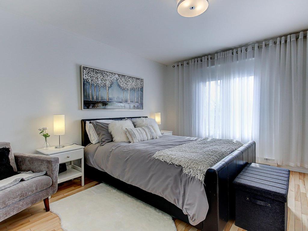 









100


Place d'Amboise

,
Sainte-Julie,




QC
J3E2M9

