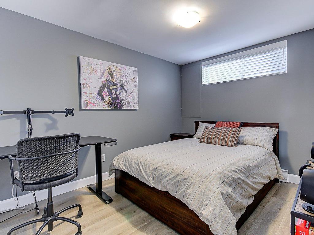 









100


Place d'Amboise

,
Sainte-Julie,




QC
J3E2M9

