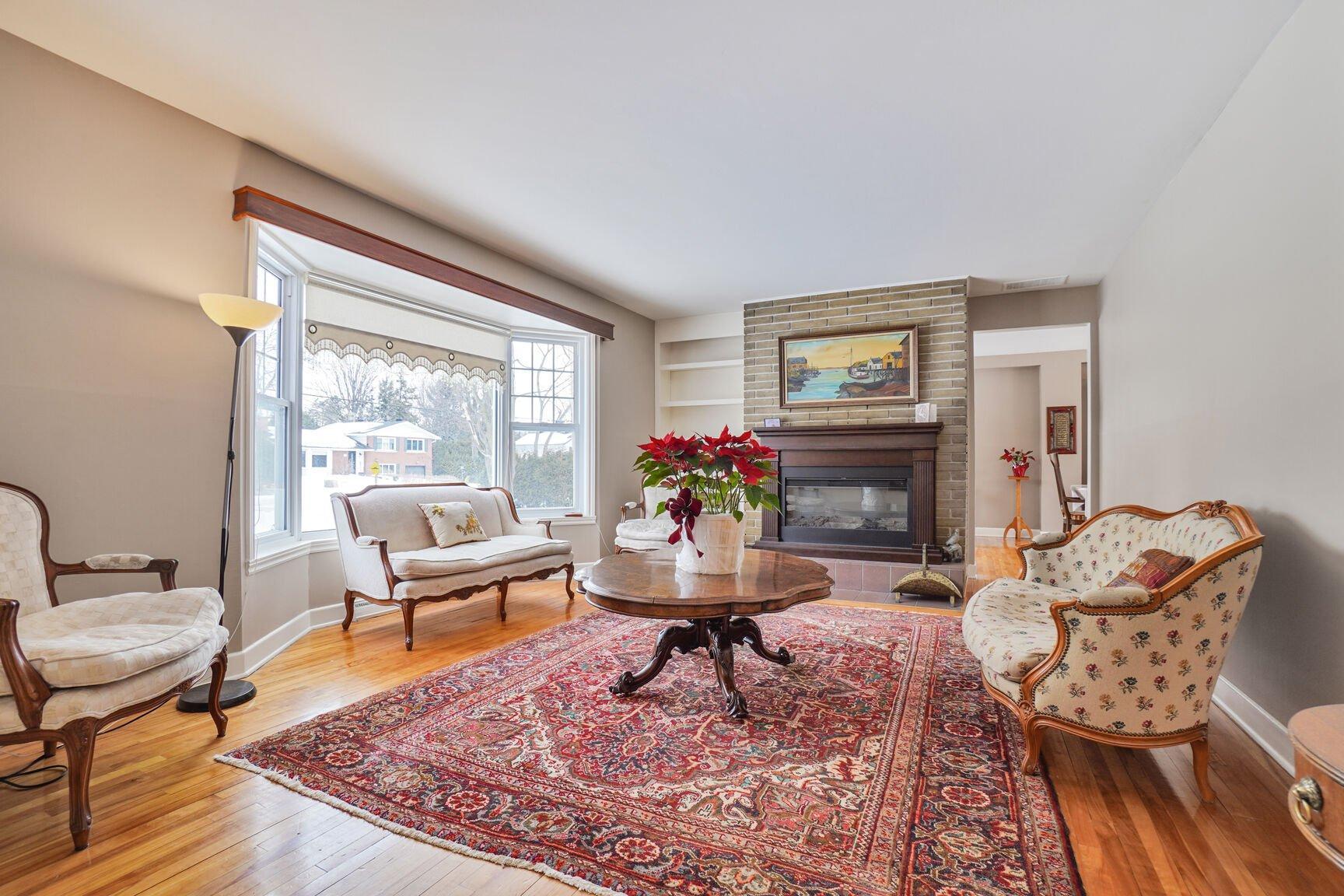 









10


Av. Muir Park

,
Senneville,




QC
H9X1V2

