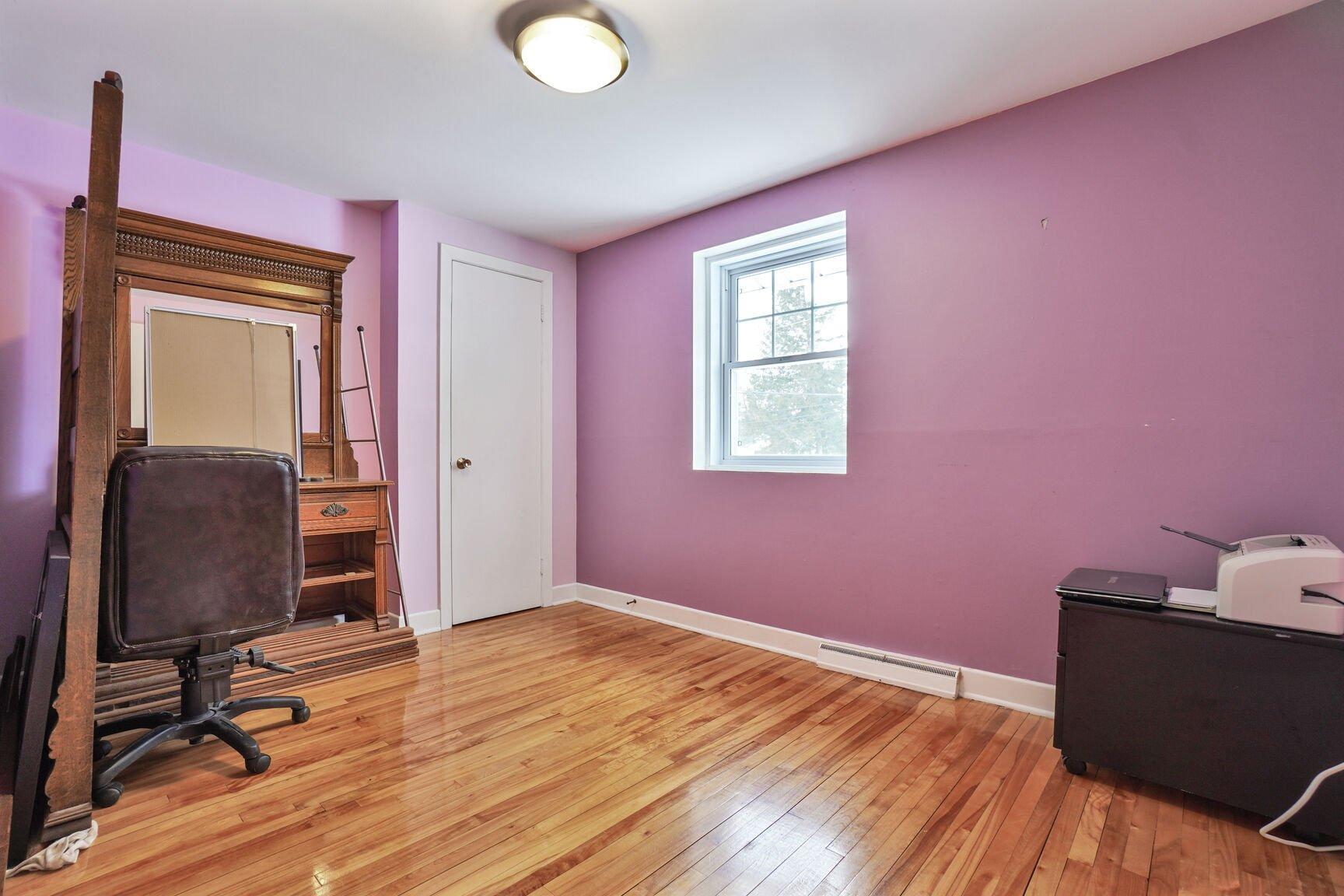 









10


Av. Muir Park

,
Senneville,




QC
H9X1V2

