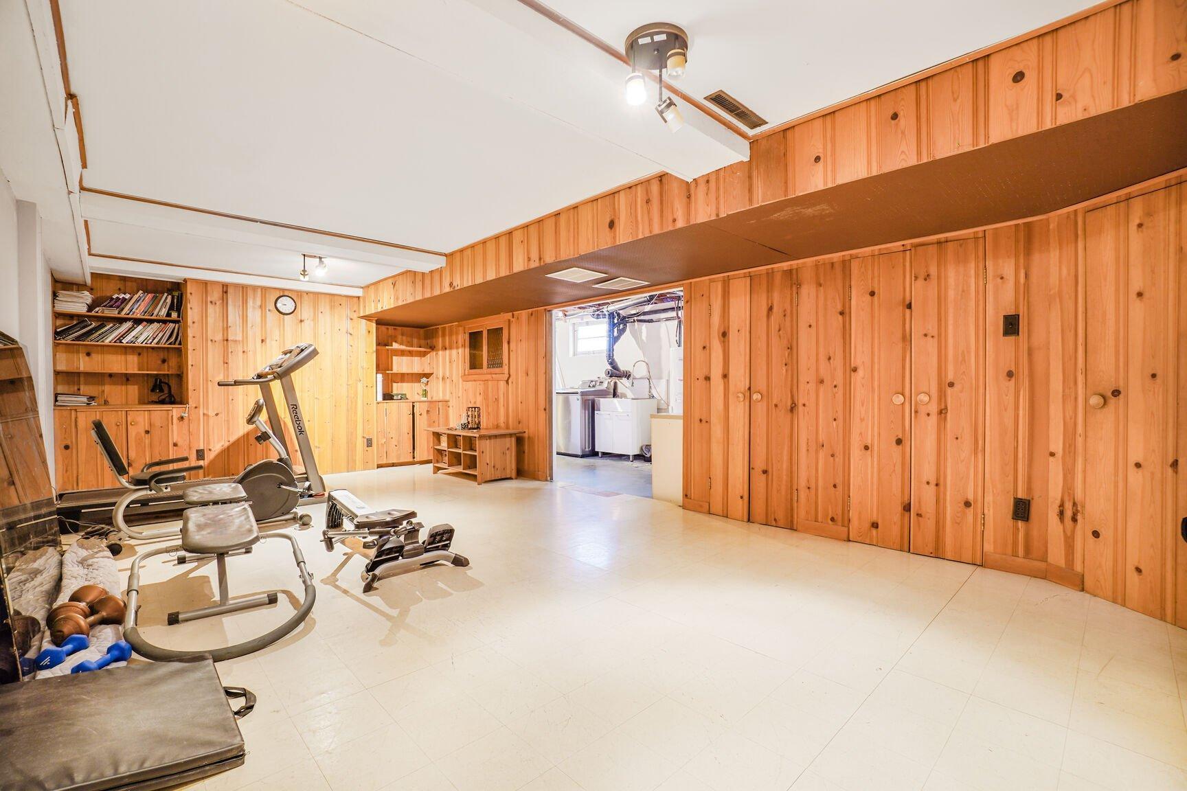 









10


Av. Muir Park

,
Senneville,




QC
H9X1V2

