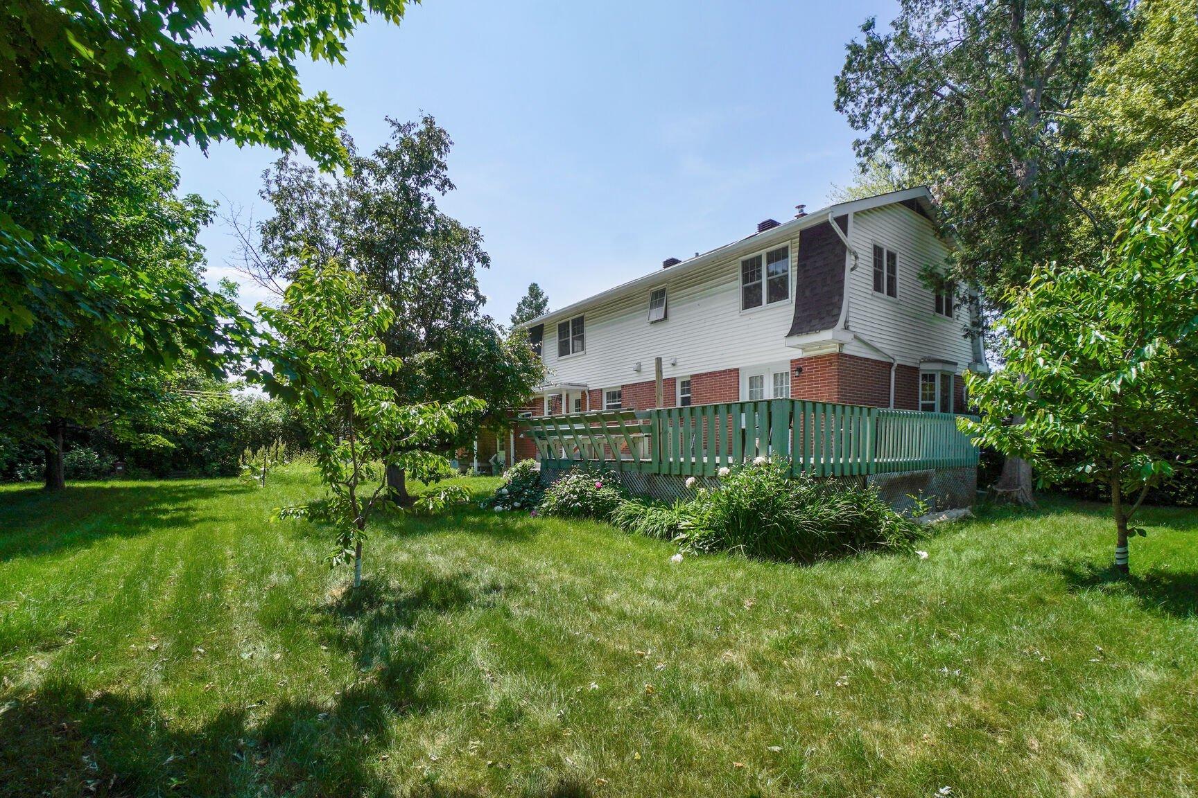









10


Av. Muir Park

,
Senneville,




QC
H9X1V2

