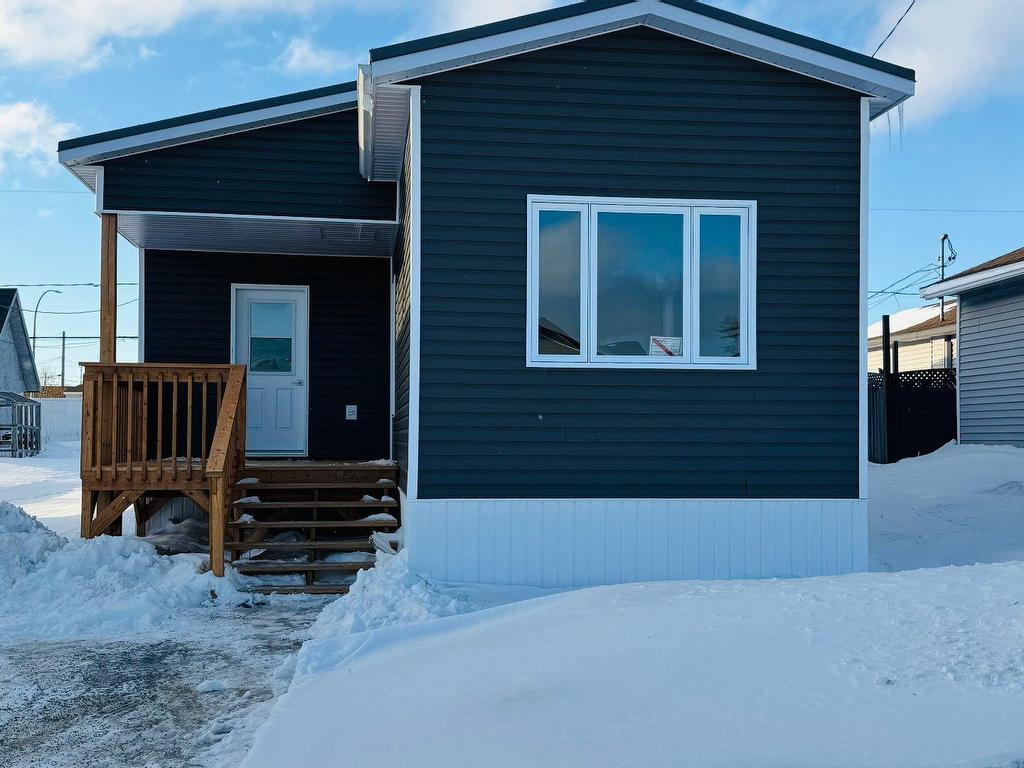 









1585


1re Rue

,
Havre-Saint-Pierre,




QC
G0G1P0

