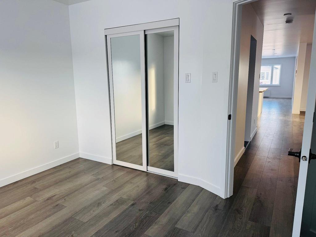 









1585


1re Rue

,
Havre-Saint-Pierre,




QC
G0G1P0

