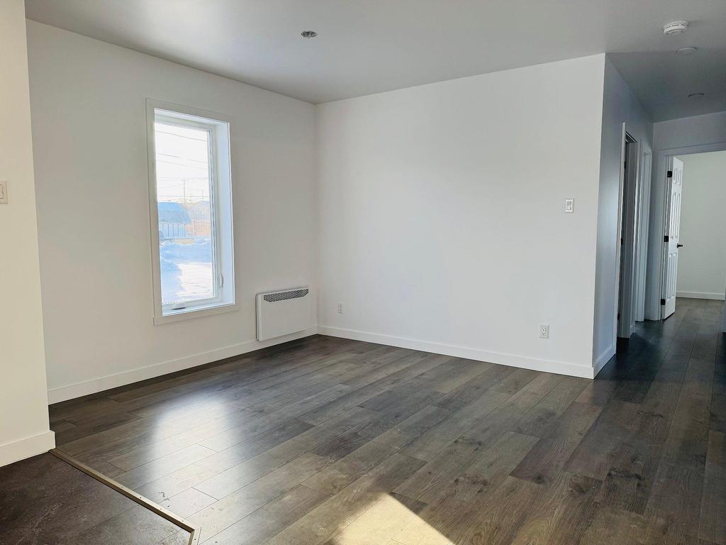 









1585


1re Rue

,
Havre-Saint-Pierre,




QC
G0G1P0

