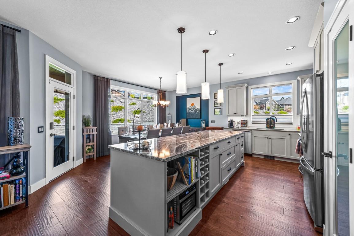 









13275


Staccato

Drive,
Lake Country,




BC
V4V 2S4

