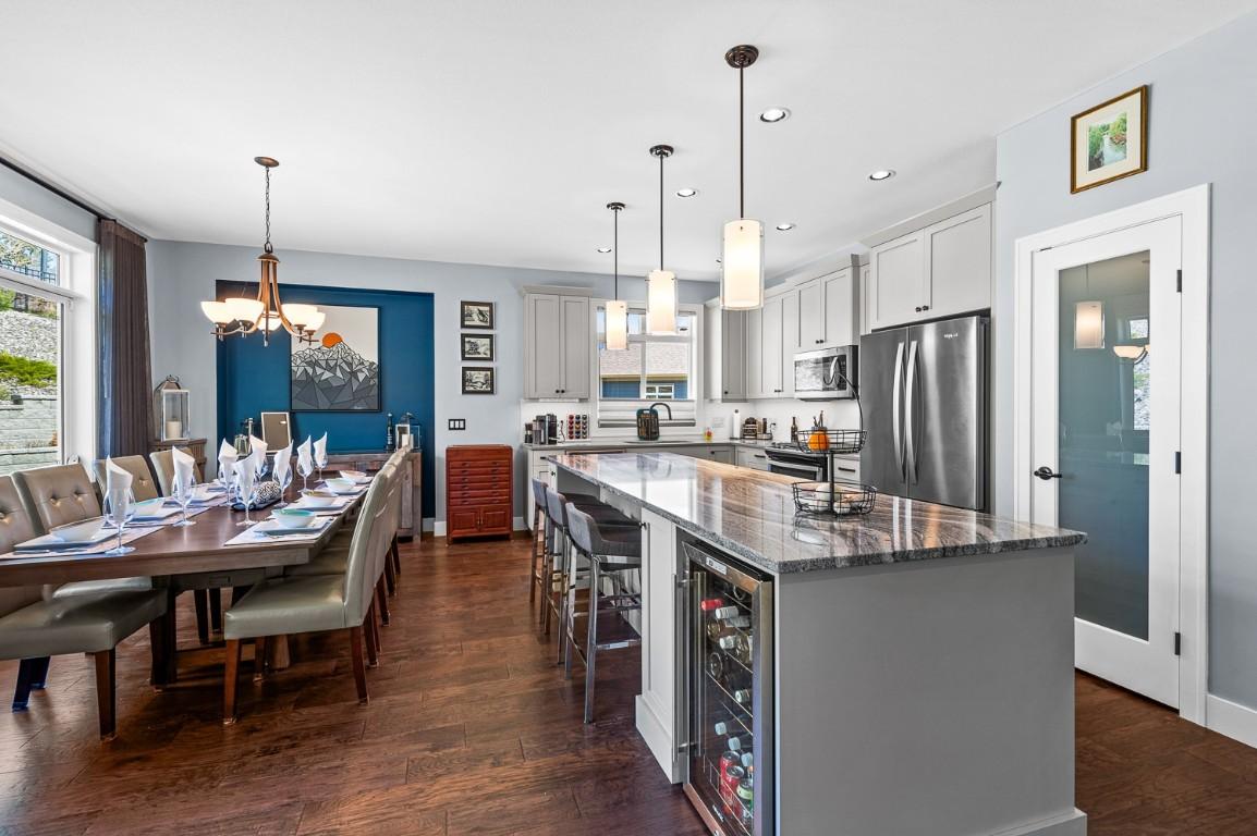 









13275


Staccato

Drive,
Lake Country,




BC
V4V 2S4


