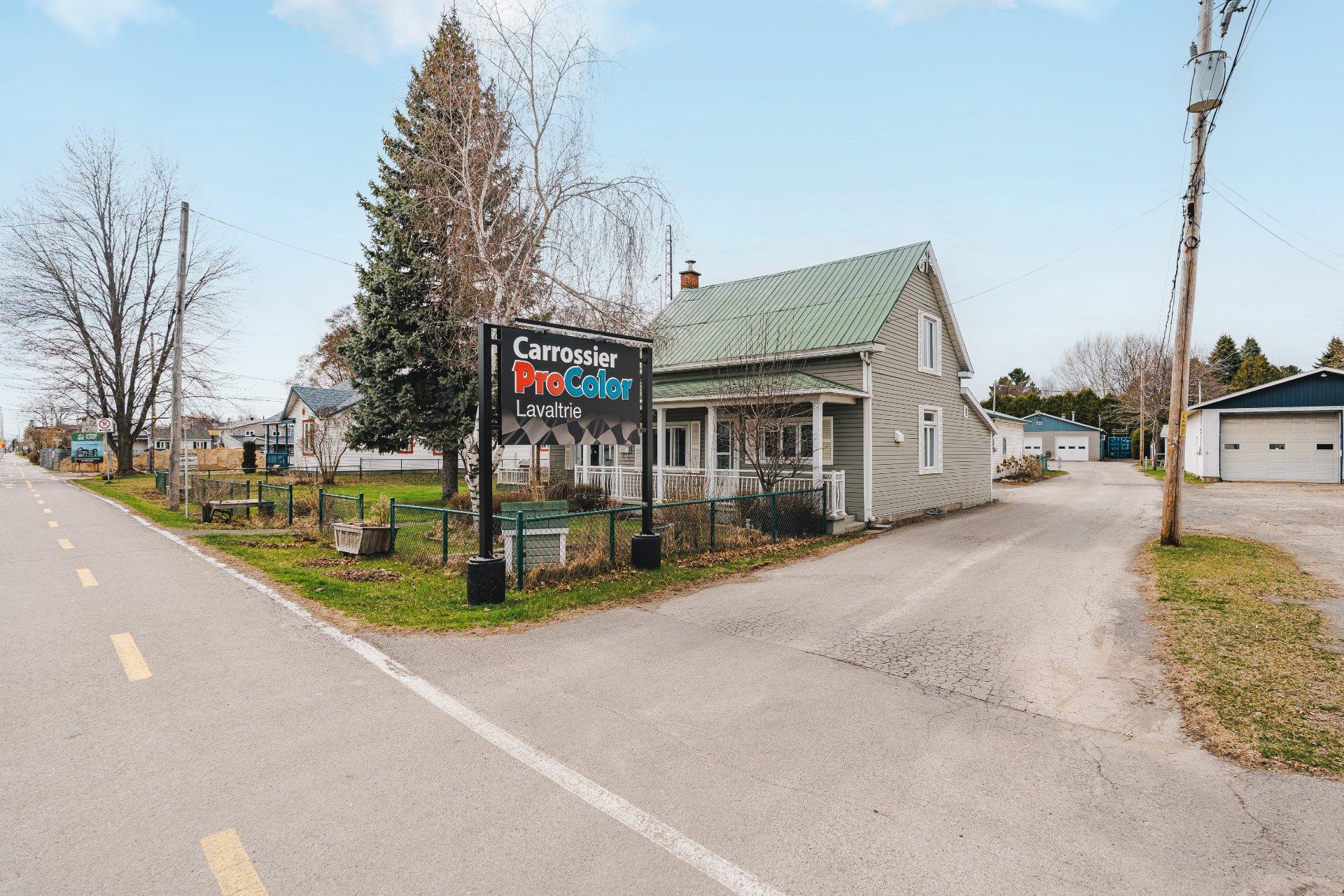 









721


Rue Notre-Dame

,
Lavaltrie,




QC
J5T1P7

