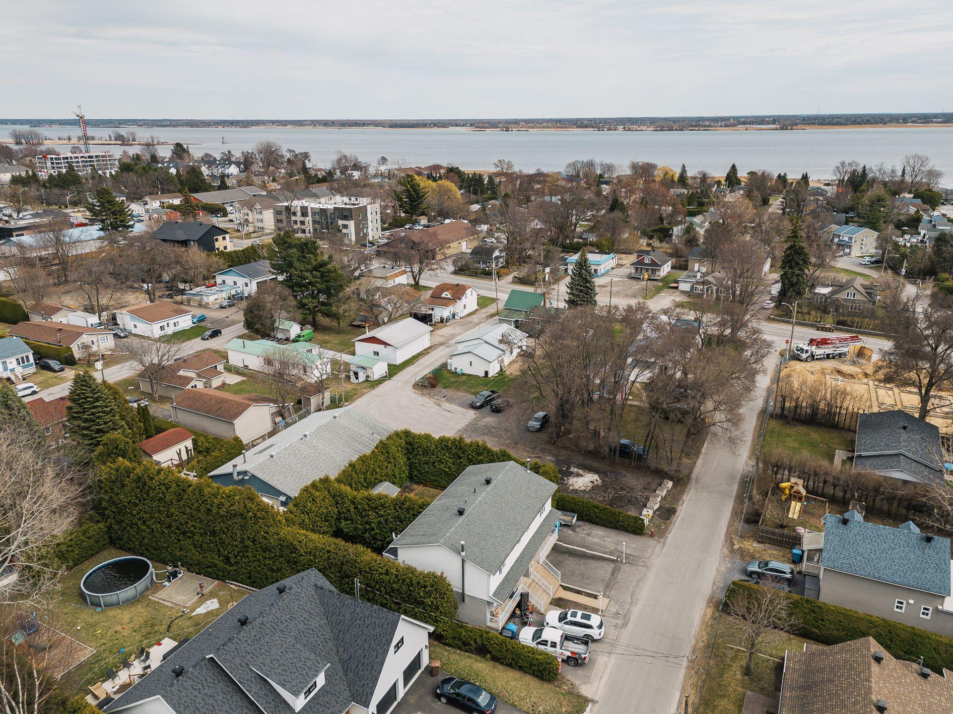 









721


Rue Notre-Dame

,
Lavaltrie,




QC
J5T1P7

