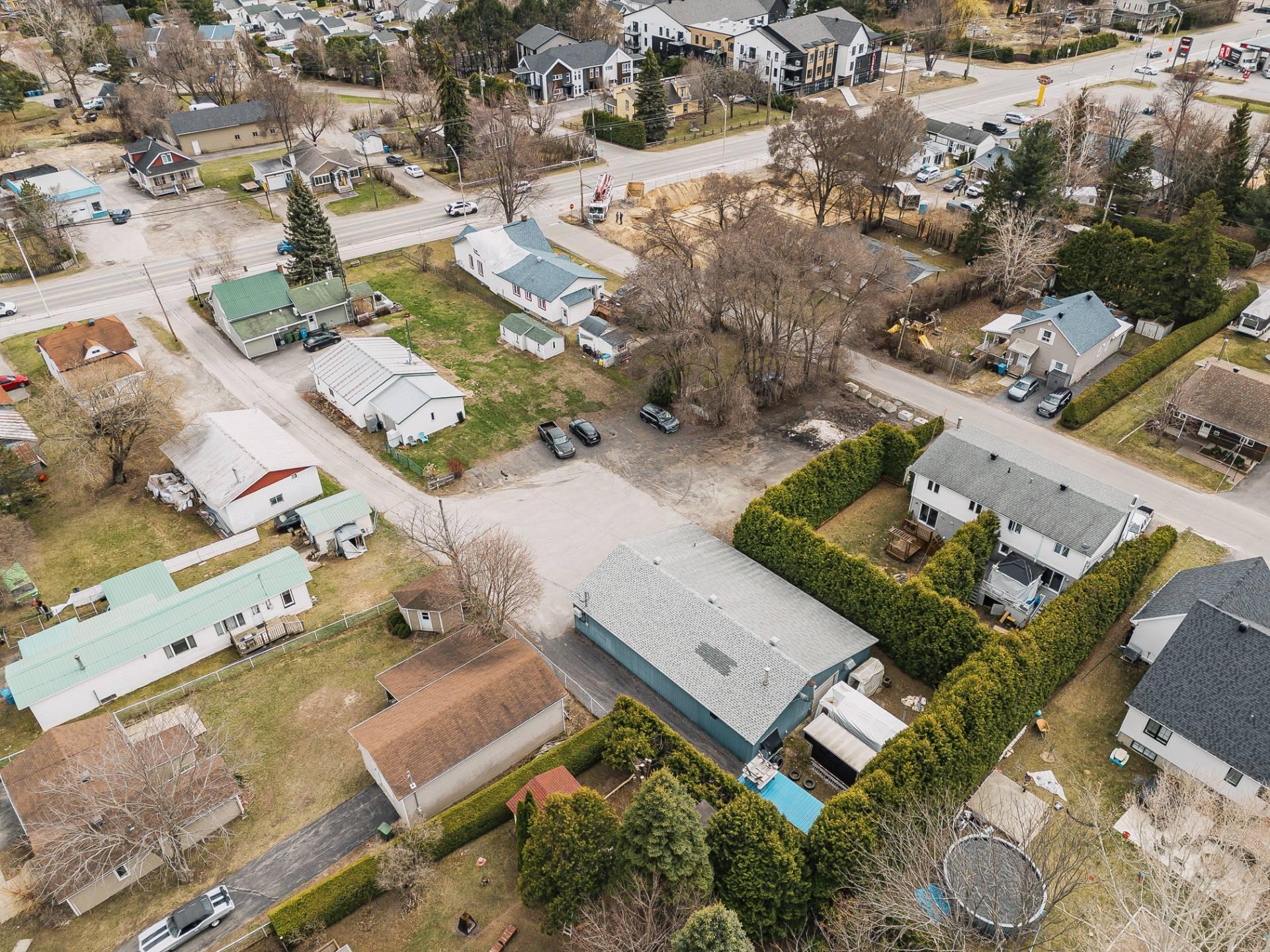 









721


Rue Notre-Dame

,
Lavaltrie,




QC
J5T1P7

