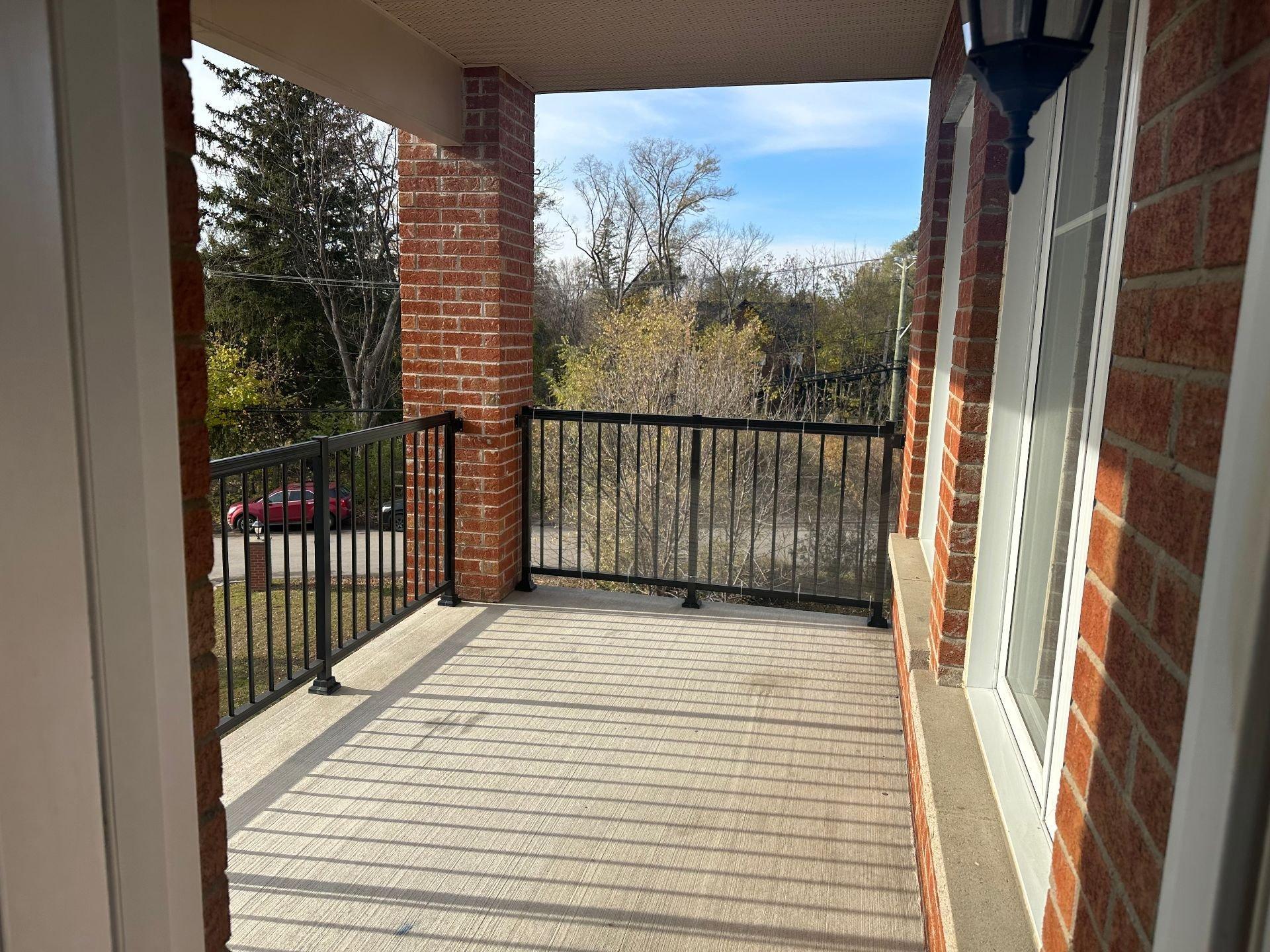 









1335


Rue Graveline

, 301,
Laval (Sainte-Dorothée),




QC
H7Y2J7

