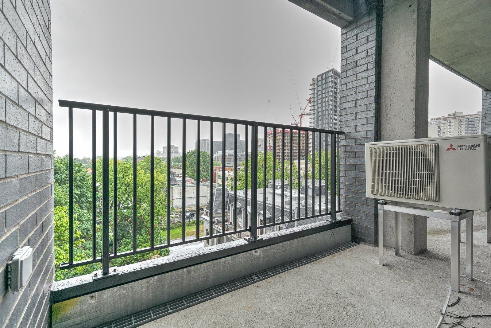 









2020


Boul. René-Lévesque O.

, 712,
Montréal (Ville-Marie),




QC
H3H0B4

