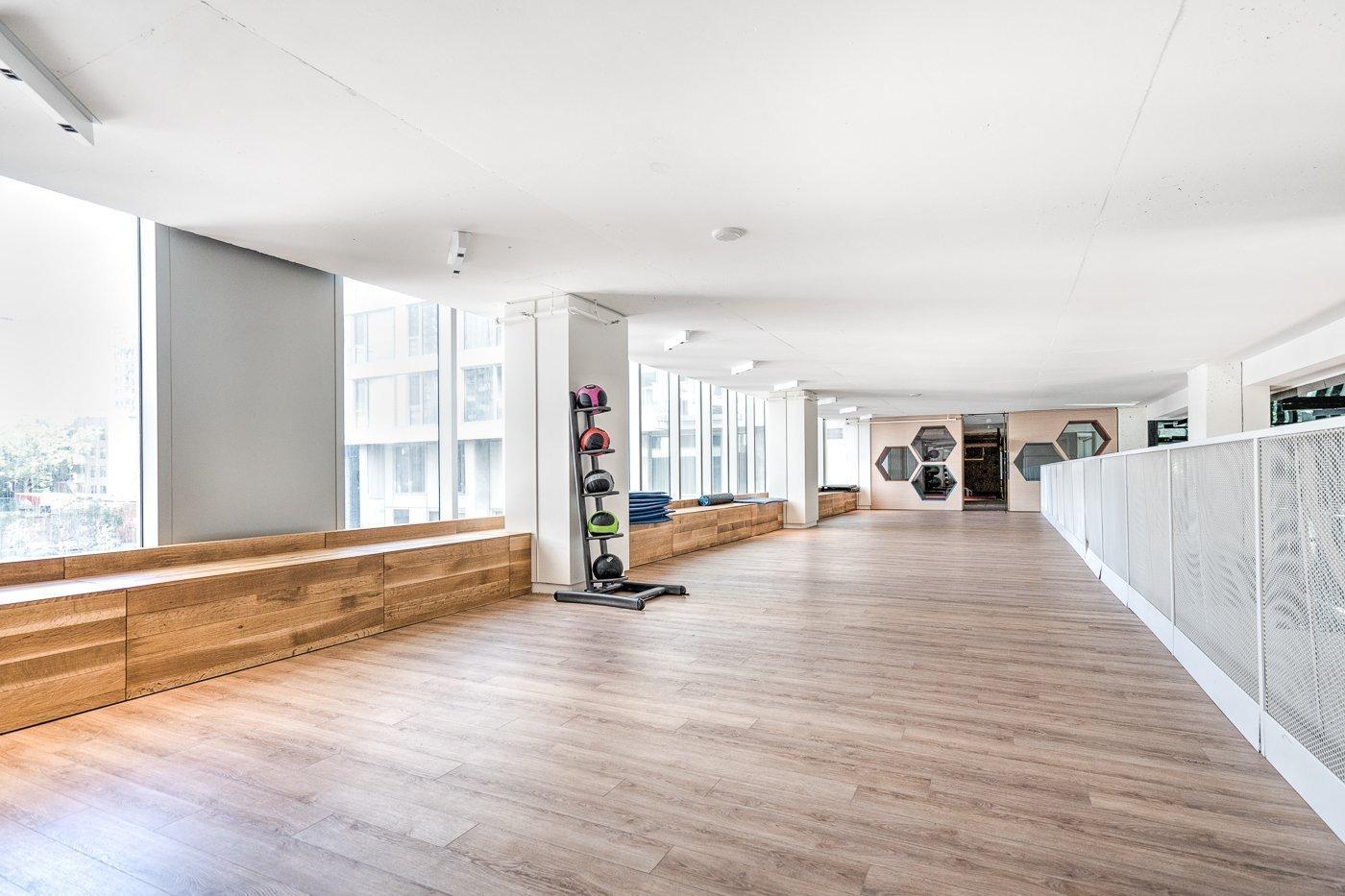 









2020


Boul. René-Lévesque O.

, 712,
Montréal (Ville-Marie),




QC
H3H0B4

