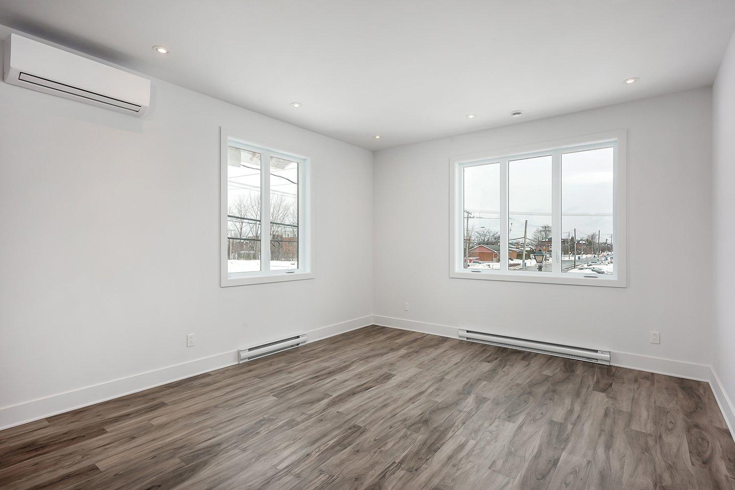 









1045


Rue Brébeuf

, 201,
Sainte-Catherine,




QC
J5C1L7

