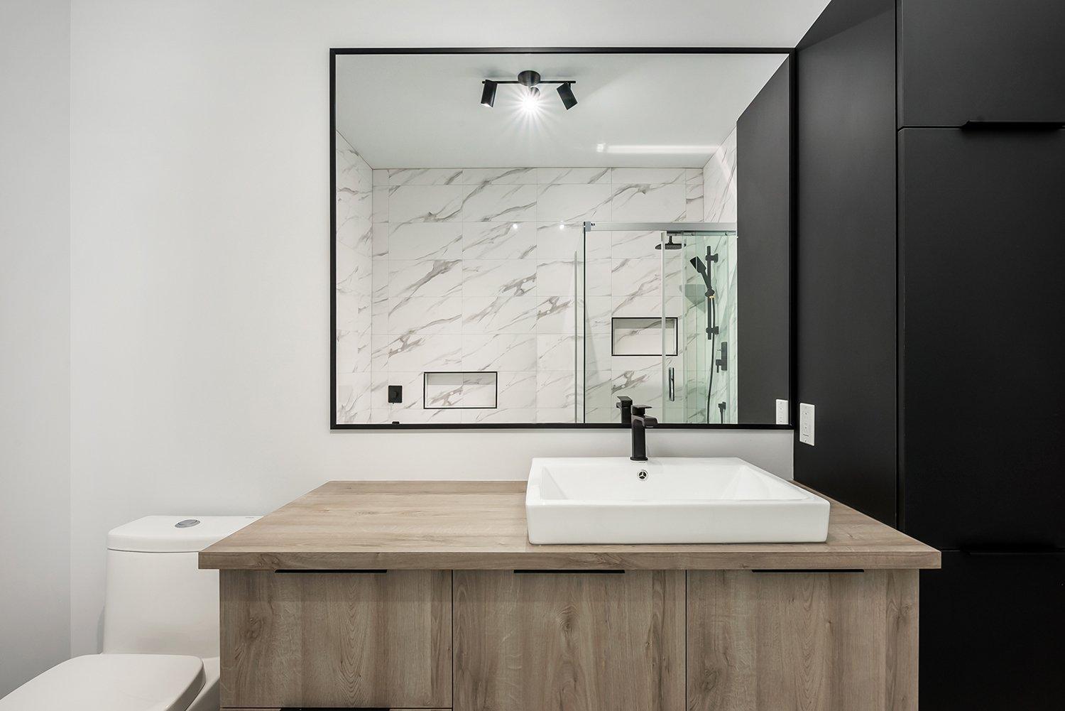 









1045


Rue Brébeuf

, 201,
Sainte-Catherine,




QC
J5C1L7

