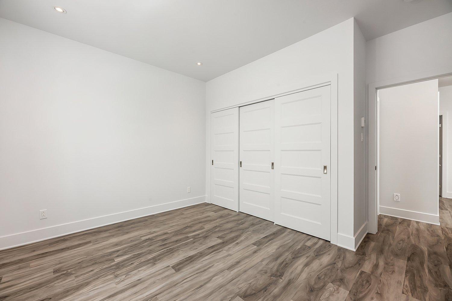 









1045


Rue Brébeuf

, 201,
Sainte-Catherine,




QC
J5C1L7

