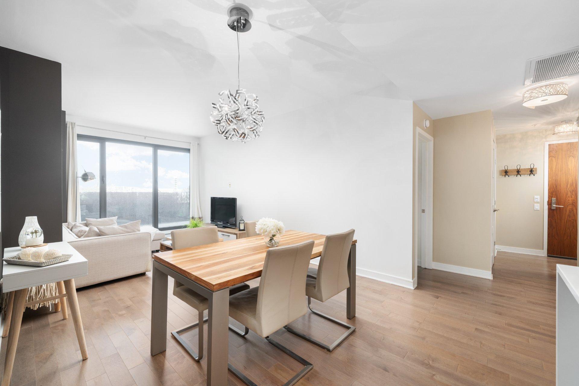 









299


Rue de la Rotonde

, 209,
Montréal (Verdun/Île-des-Soeurs),




QC
H3E0C6

