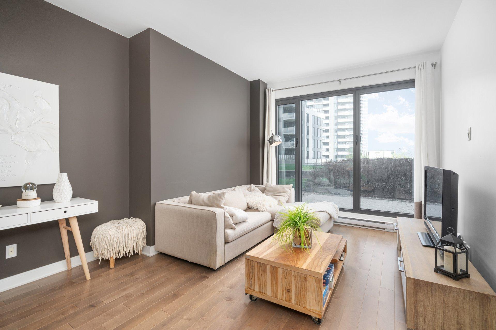 









299


Rue de la Rotonde

, 209,
Montréal (Verdun/Île-des-Soeurs),




QC
H3E0C6

