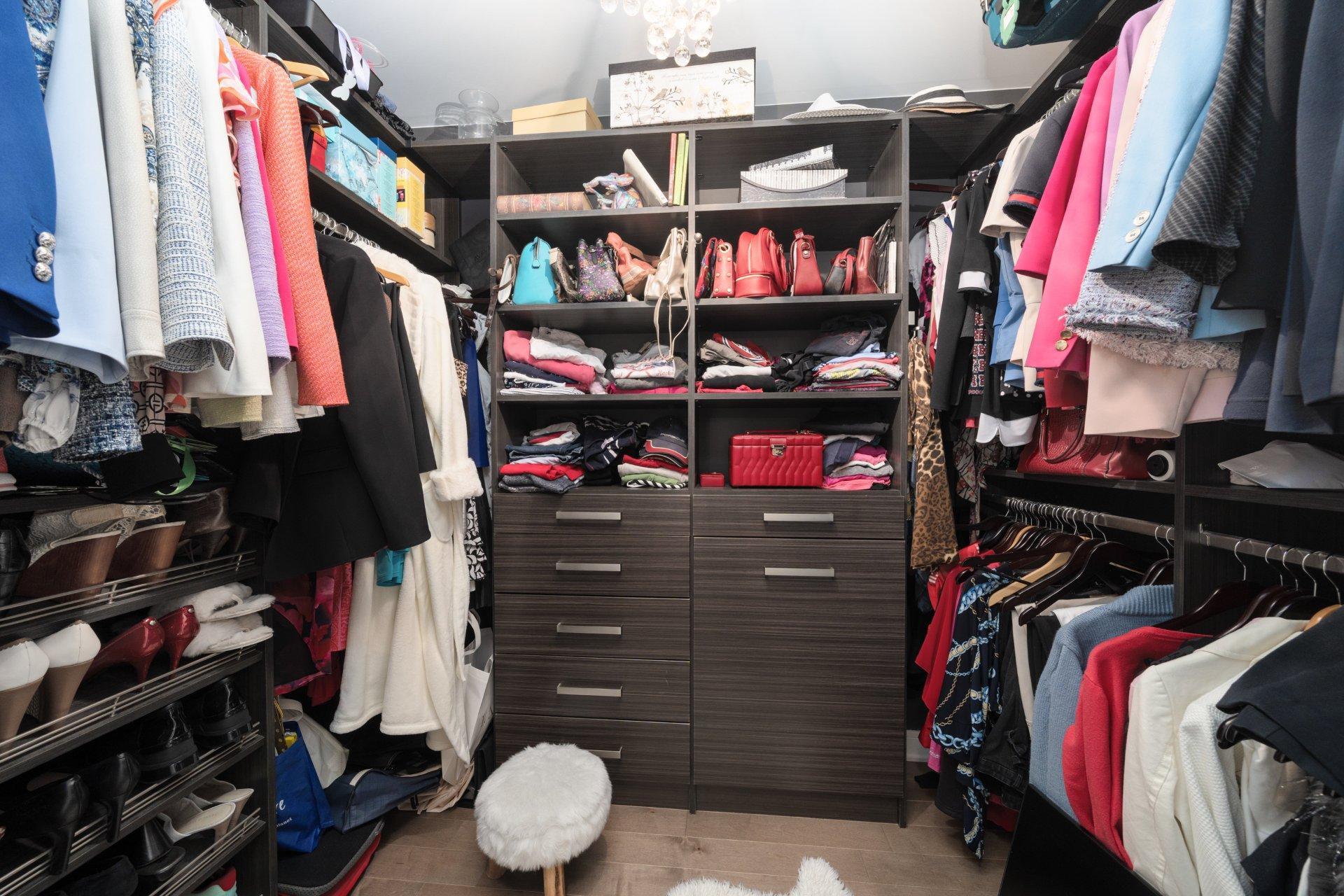 









299


Rue de la Rotonde

, 209,
Montréal (Verdun/Île-des-Soeurs),




QC
H3E0C6

