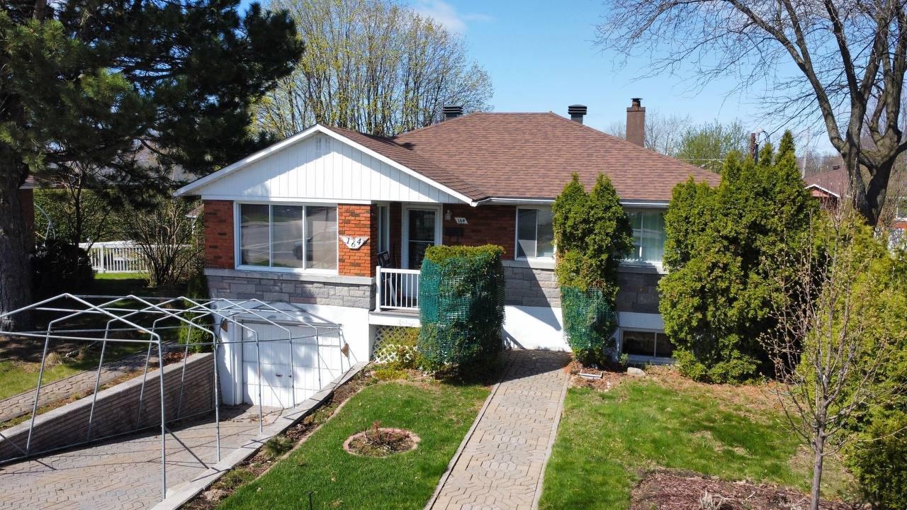 









164


Ch. de la Bretagne

,
Laval (Pont-Viau),




QC
H7G1W9

