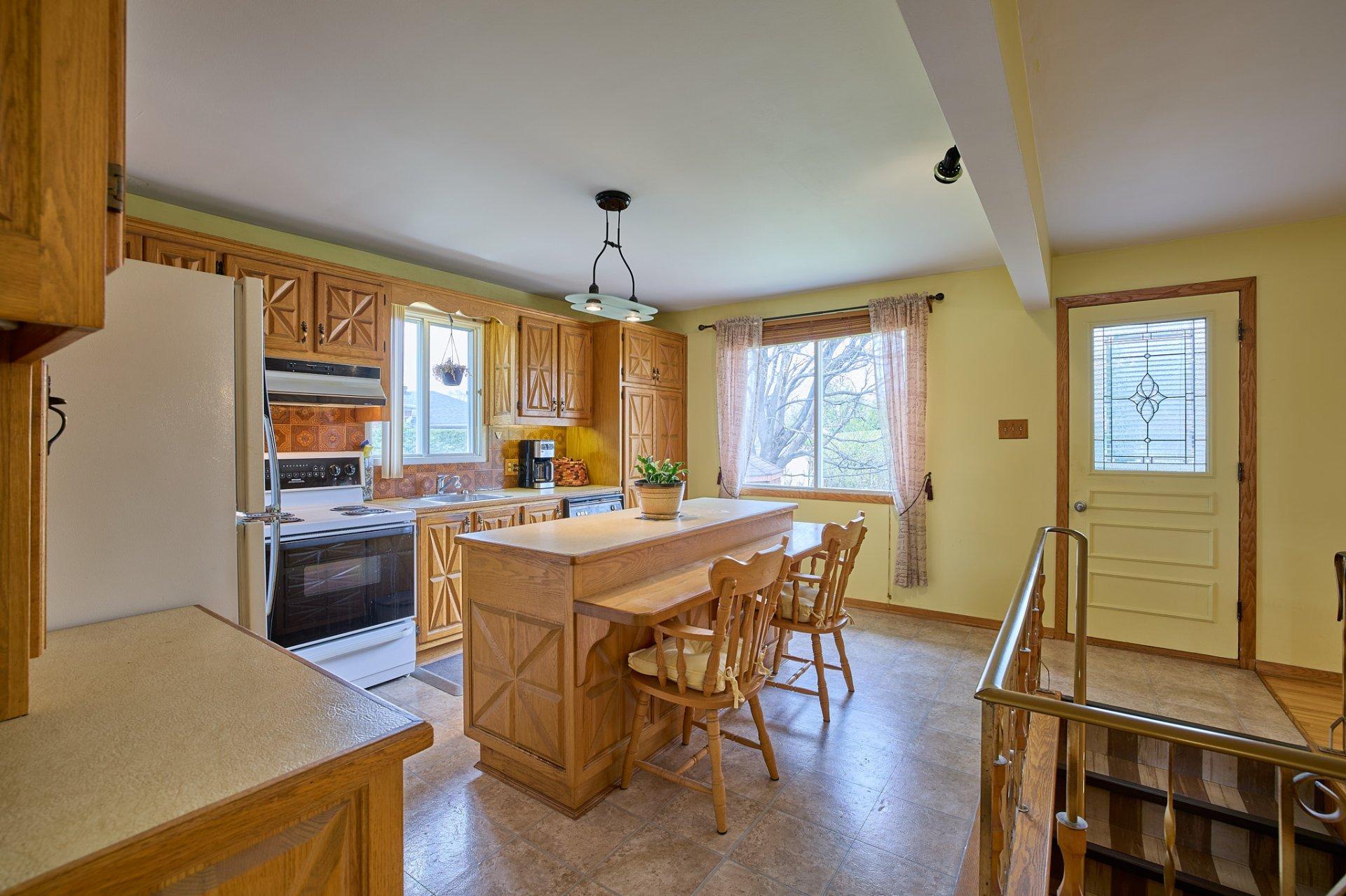 









164


Ch. de la Bretagne

,
Laval (Pont-Viau),




QC
H7G1W9


