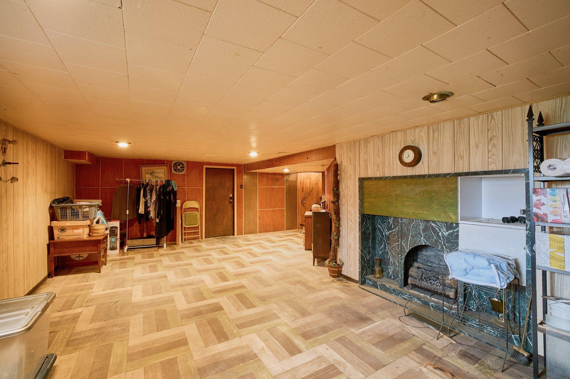 









164


Ch. de la Bretagne

,
Laval (Pont-Viau),




QC
H7G1W9


