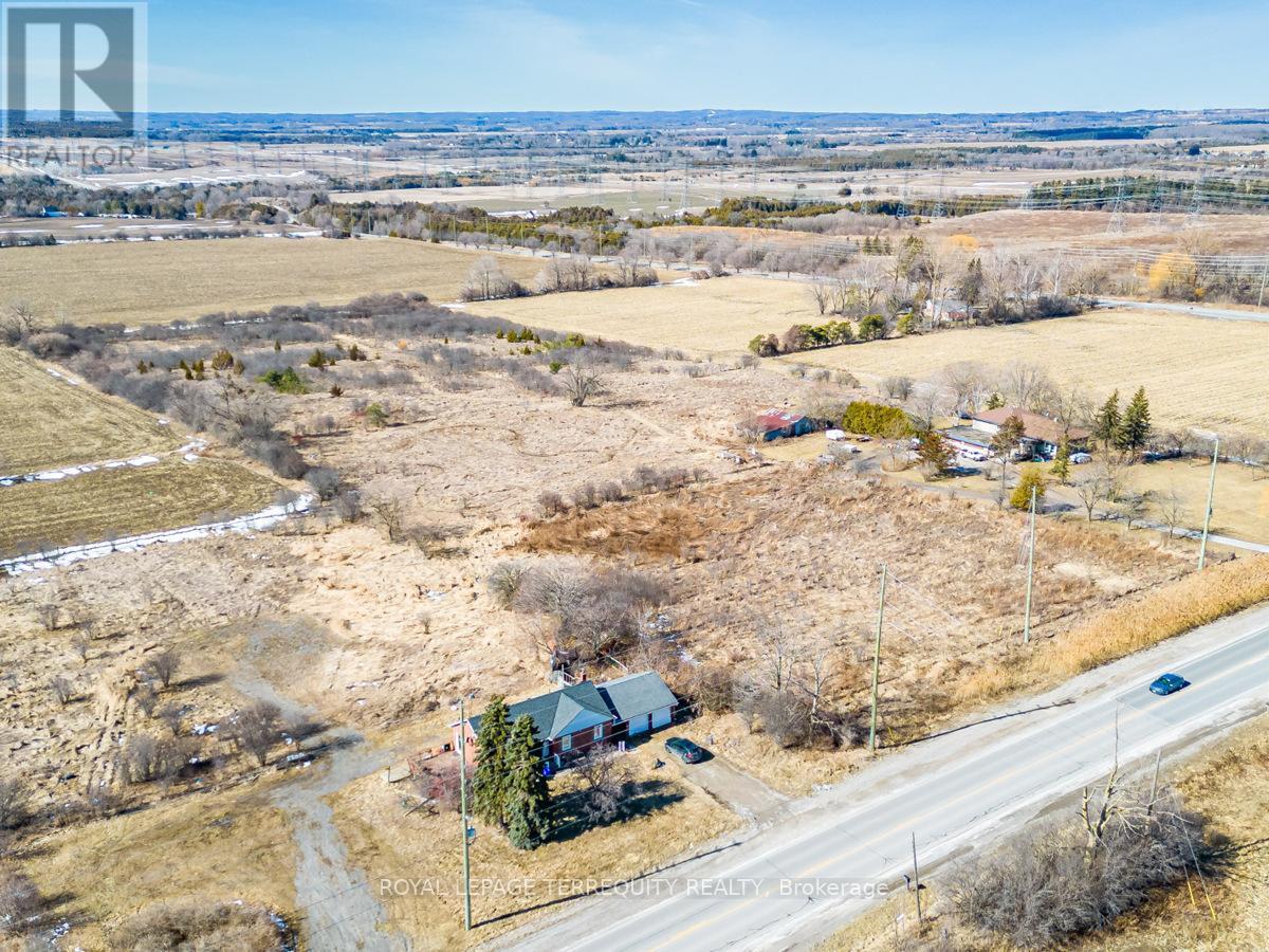 












2676 HARMONY ROAD N

,
Oshawa,







Ontario
L1H0J9

