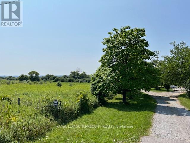 












2676 HARMONY ROAD N

,
Oshawa,







Ontario
L1H0J9

