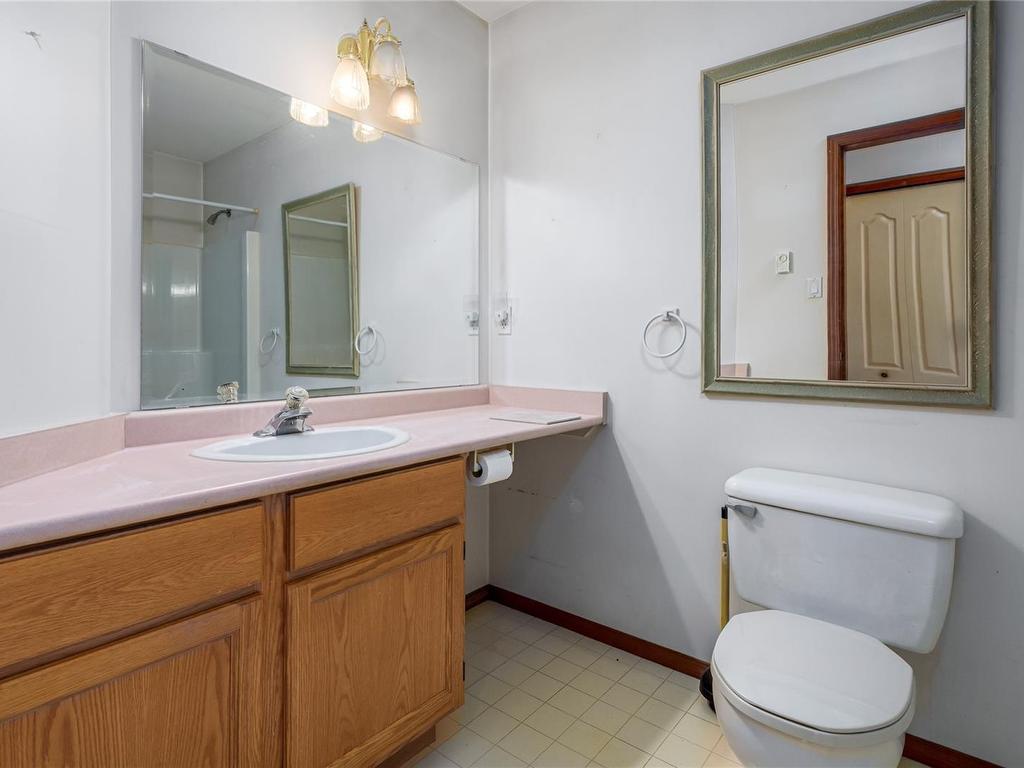 









1830


Riverside

Lane, 202,
Courtenay,




BC
V9N 8C7

