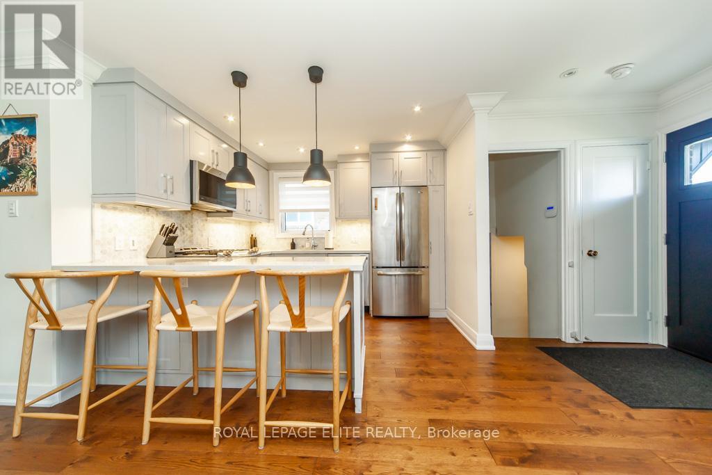 












75 MANITOBA STREET

,
Toronto,




Ontario
M8Y1E1

