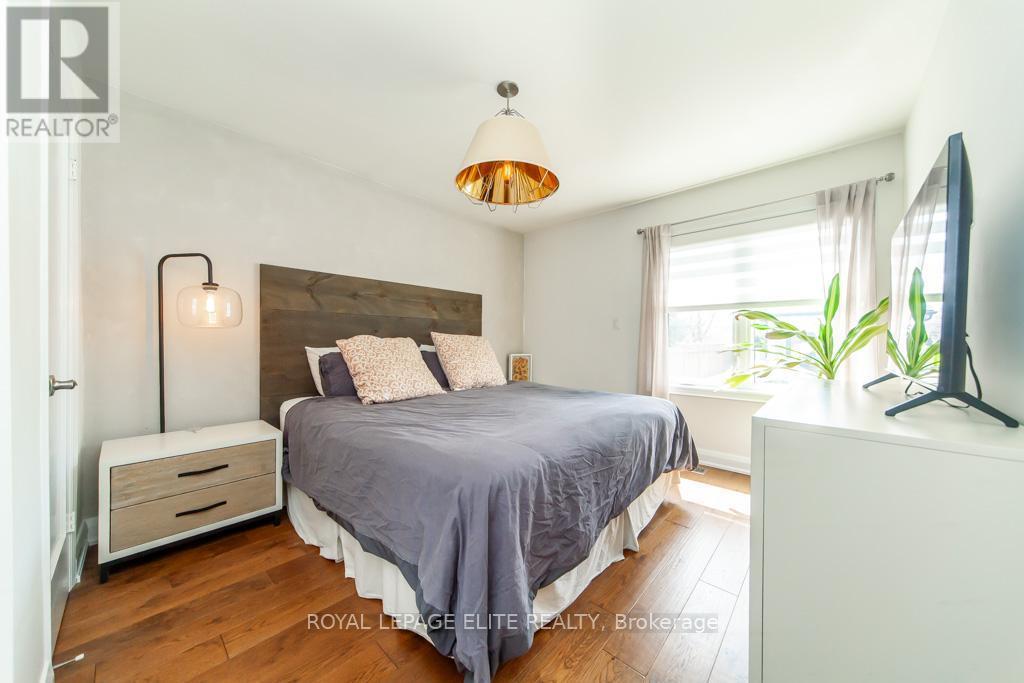 












75 MANITOBA STREET

,
Toronto,




Ontario
M8Y1E1

