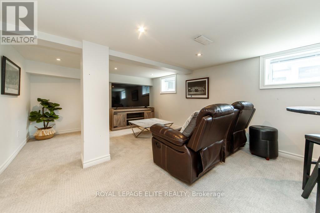 












75 MANITOBA STREET

,
Toronto,




Ontario
M8Y1E1

