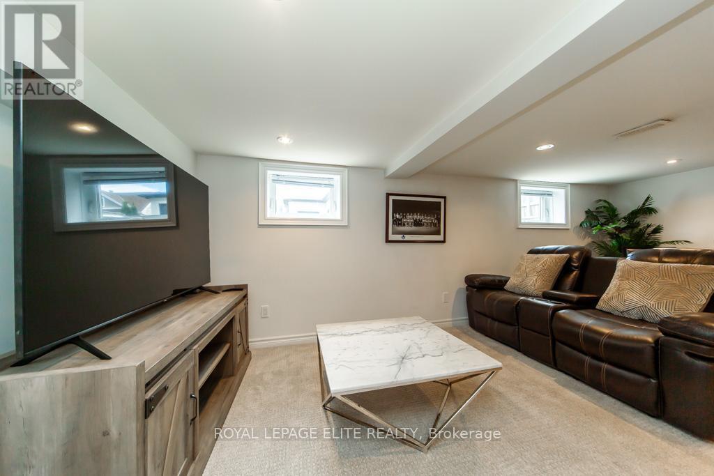 












75 MANITOBA STREET

,
Toronto,




Ontario
M8Y1E1

