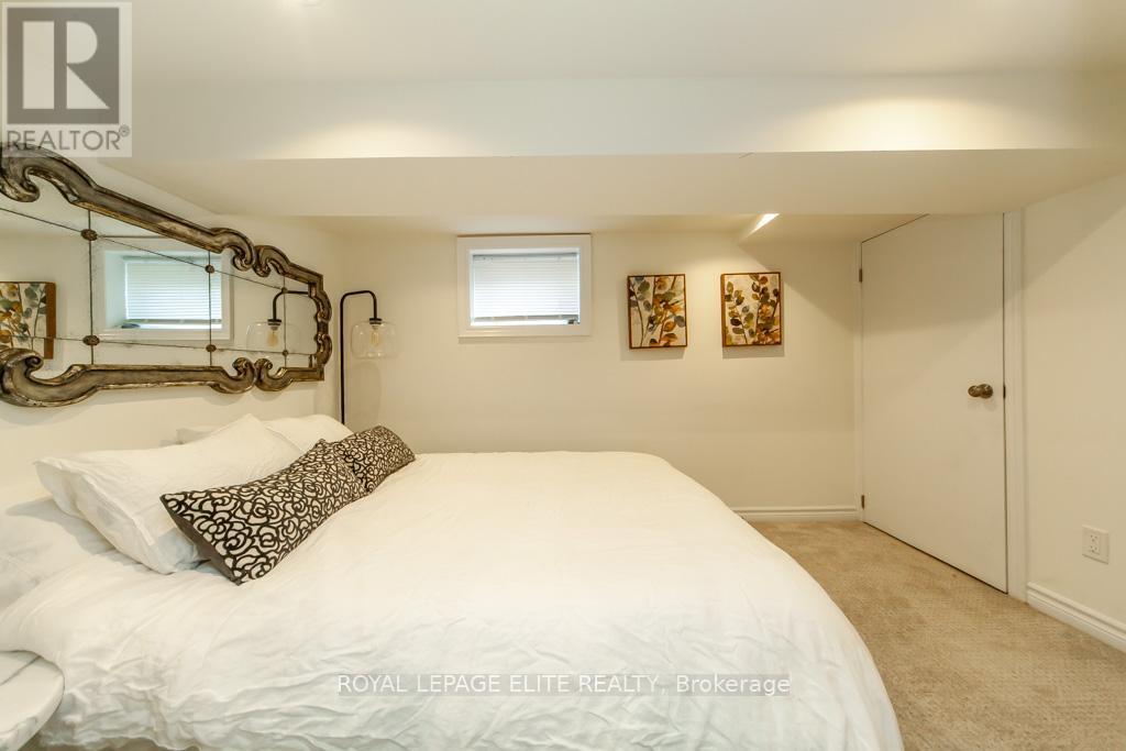 












75 MANITOBA STREET

,
Toronto,




Ontario
M8Y1E1

