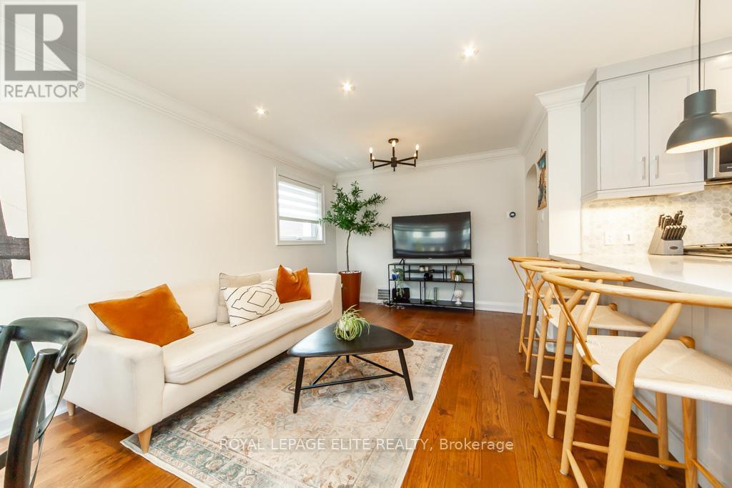 












75 MANITOBA STREET

,
Toronto,




Ontario
M8Y1E1

