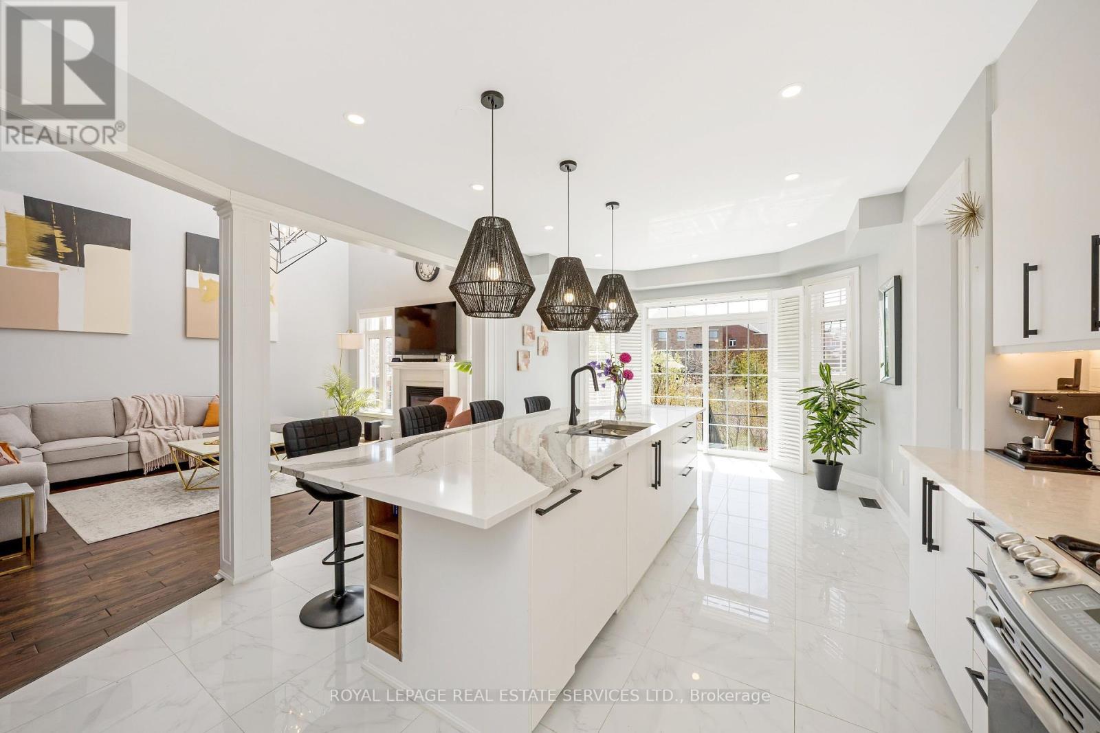 












606 NAIRN CIRCLE

,
Milton,




Ontario
L9T7X6

