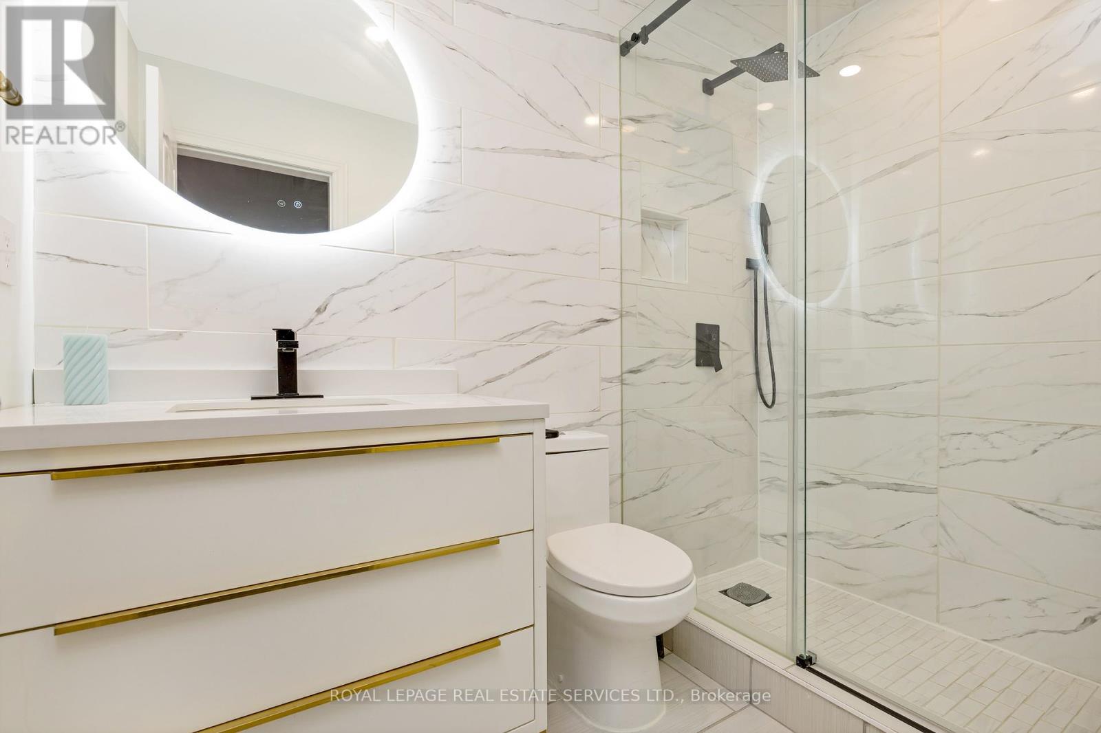 












606 NAIRN CIRCLE

,
Milton,




Ontario
L9T7X6


