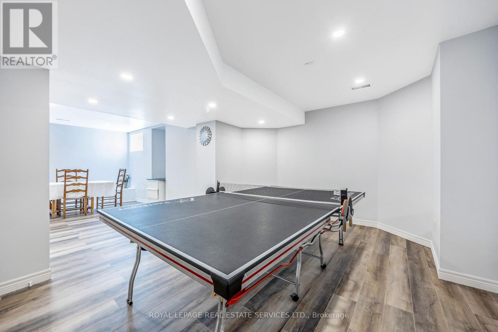 












606 NAIRN CIRCLE

,
Milton,




Ontario
L9T7X6

