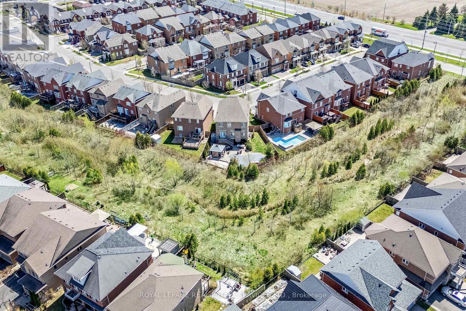 












606 NAIRN CIRCLE

,
Milton,




Ontario
L9T7X6

