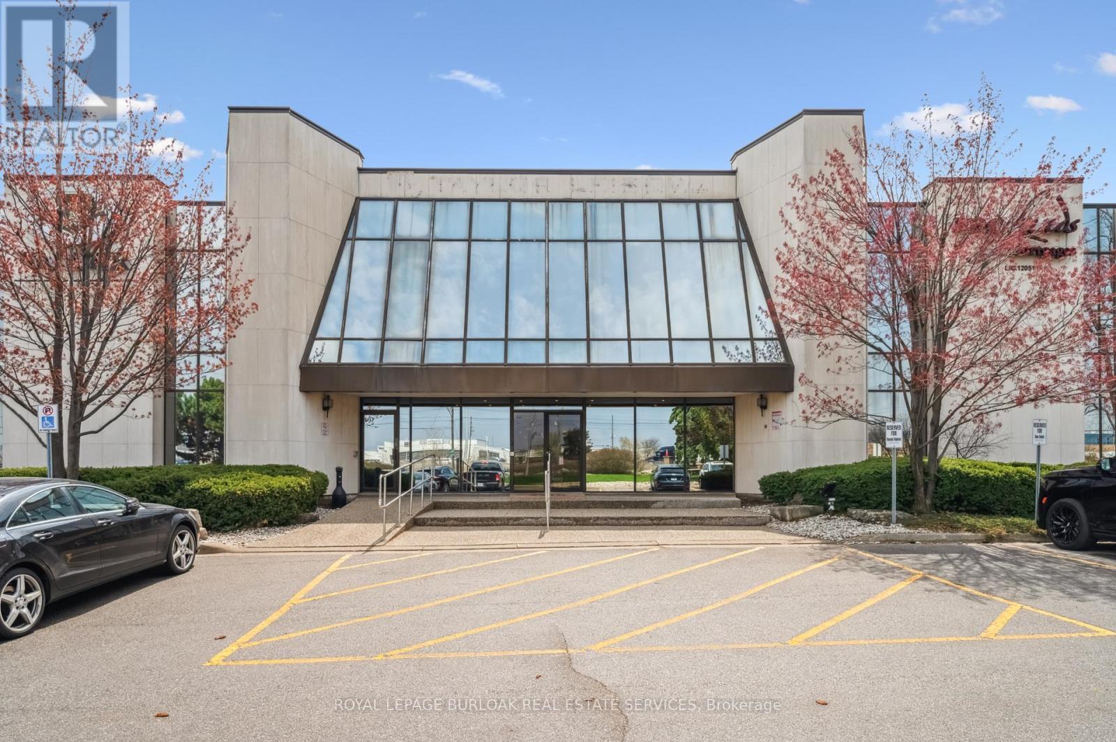 












G3 - 3410 SOUTH SERVICE ROAD

,
Burlington,




Ontario
L7N3T9

