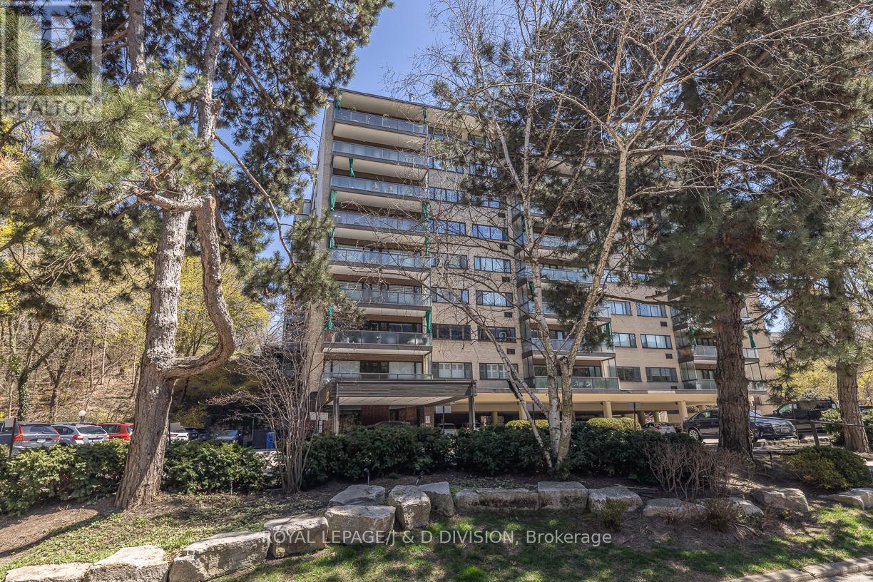 












201 - 120 ROSEDALE VALLEY ROAD

,
Toronto,




Ontario
M4W1P8

