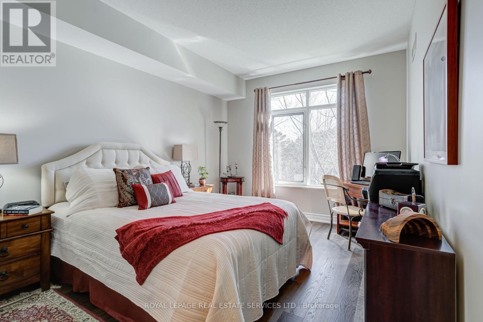 












203 - 10 OLD MILL TRAIL

,
Toronto,




Ontario
M8X2Y9

