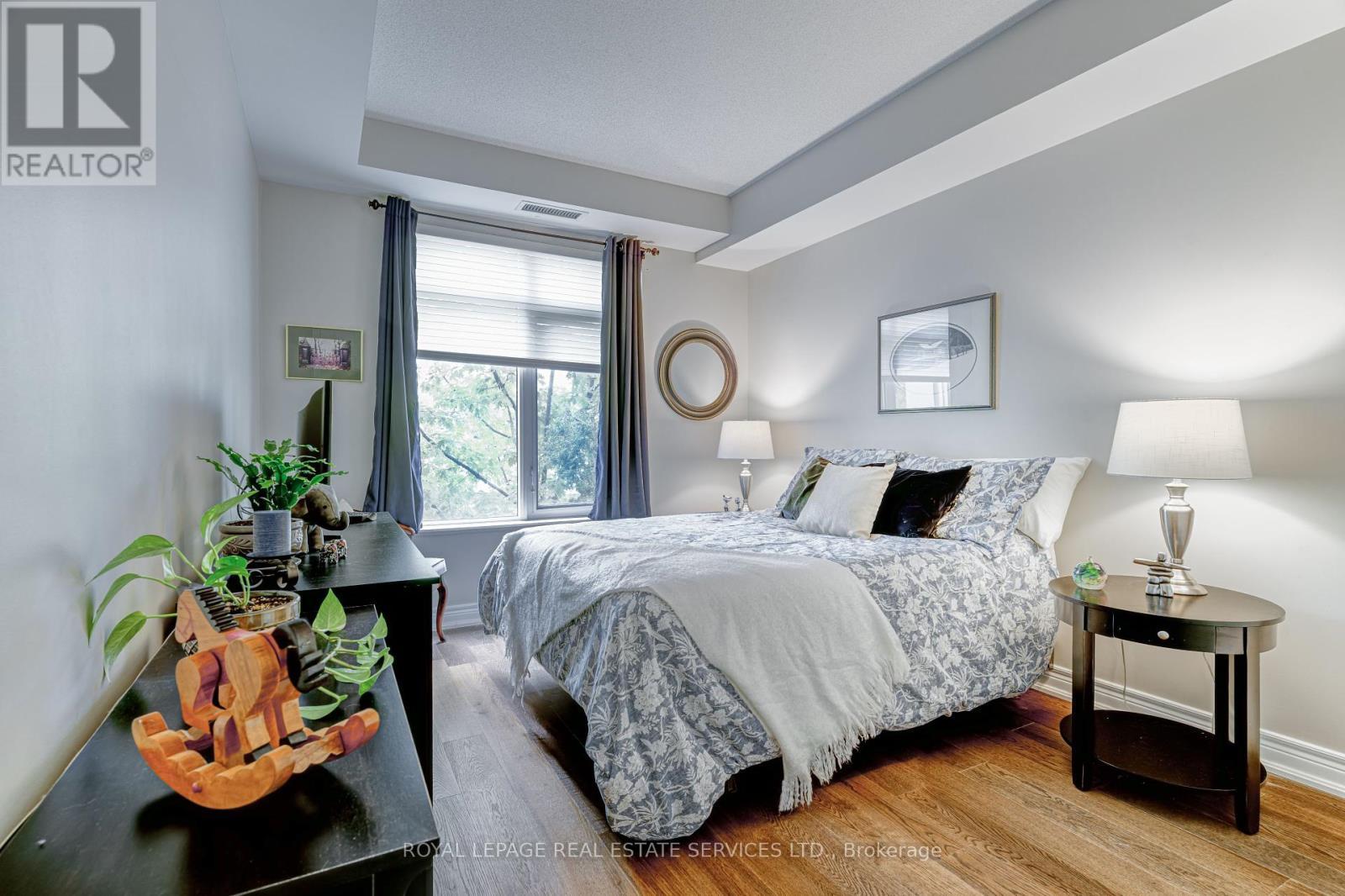 












203 - 10 OLD MILL TRAIL

,
Toronto,




Ontario
M8X2Y9

