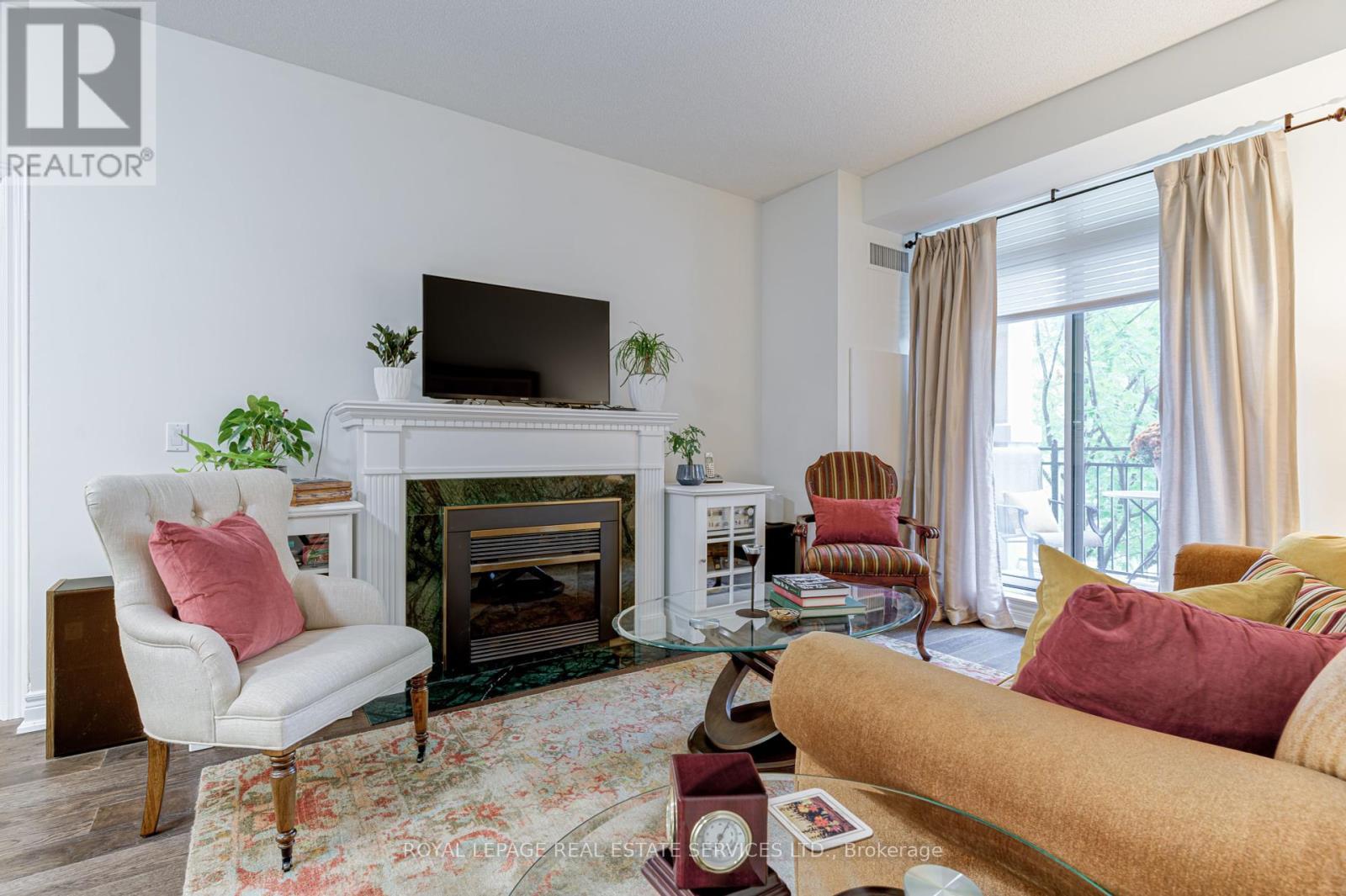 












203 - 10 OLD MILL TRAIL

,
Toronto,




Ontario
M8X2Y9


